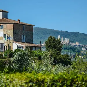 **** Aparthotel Castello Di Fulignano Sinadra Superior Italië